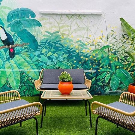 Artistic Flat Next To Ruzafa Welcome To The Jungle Valence Extérieur photo